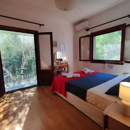 Blue Forest Apartment *